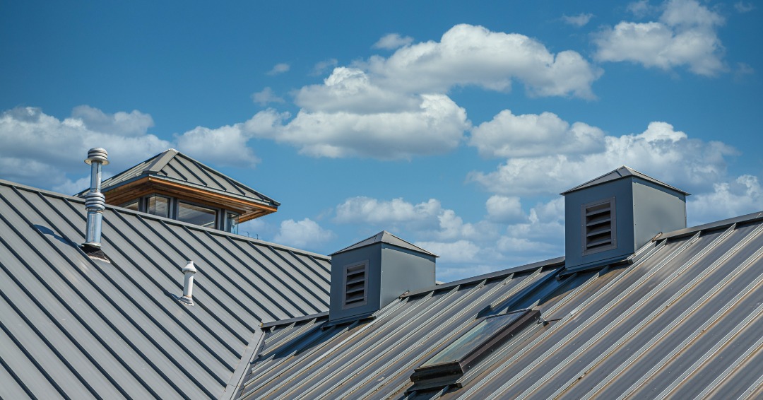 metal roof on commercial building